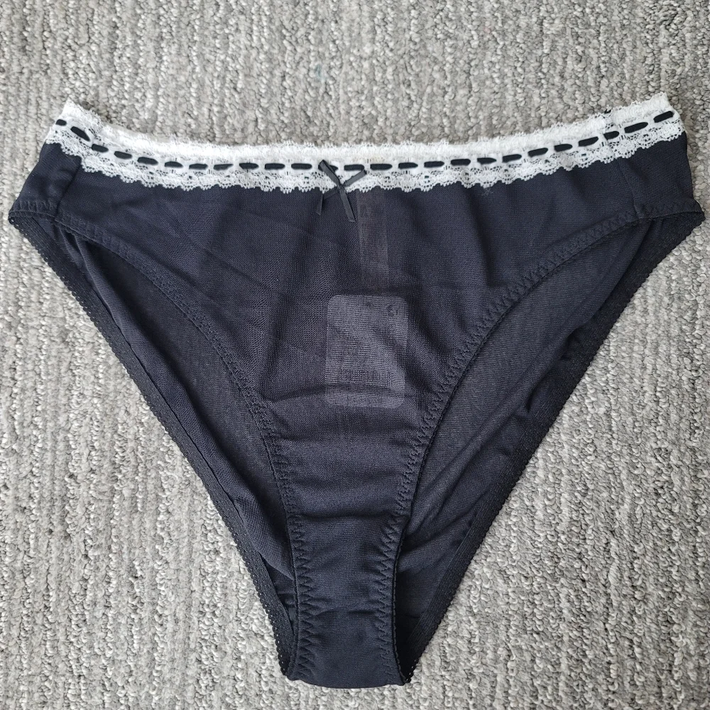 Free People So Sweet Bikini Size Large Color Black Combo NWT